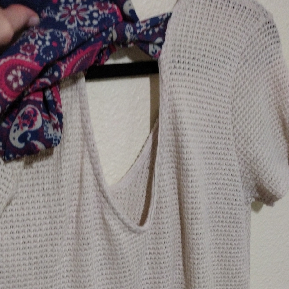 Alya Cream Knot Front Short Sleeve With Ribbon Tie In The Back - Picture 10 of 10